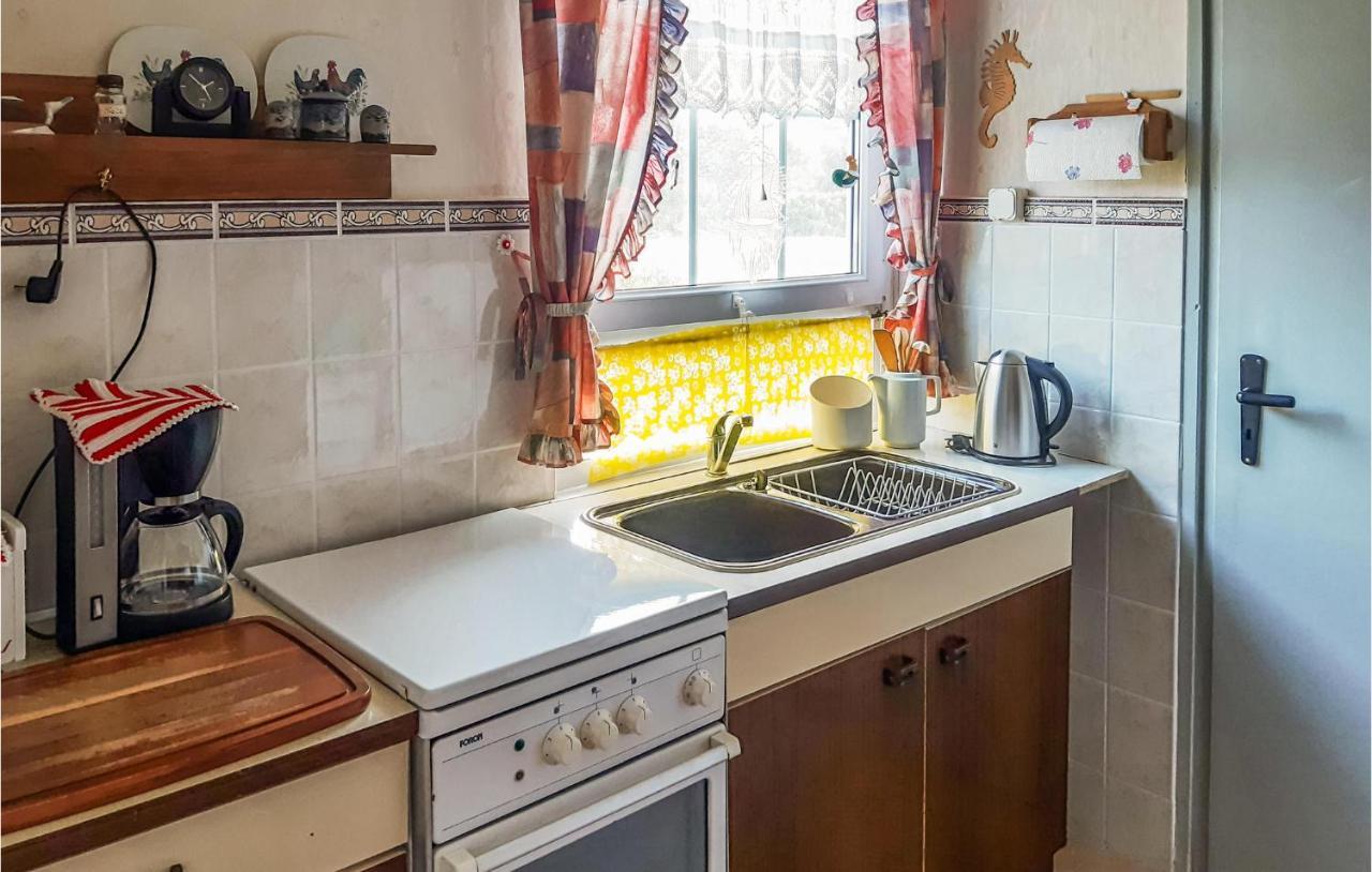 1 Bedroom Gorgeous Home In Loissin Esterno foto